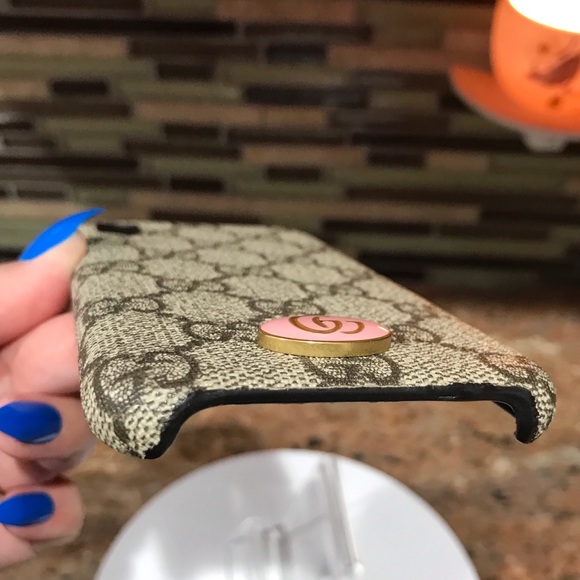 GUCCI Supreme Signature Coated Canvas IPhone X/XS Case 🔥 - Picture 11 of 17